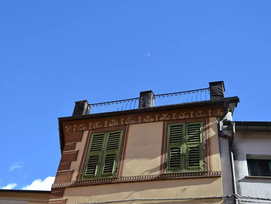 Immagine 5 di Palazzo in vendita  a Varese Ligure