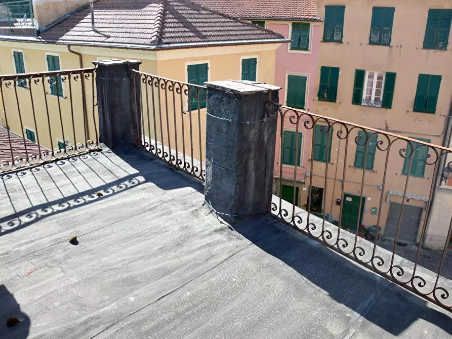 Immagine 6 di Palazzo in vendita  a Varese Ligure