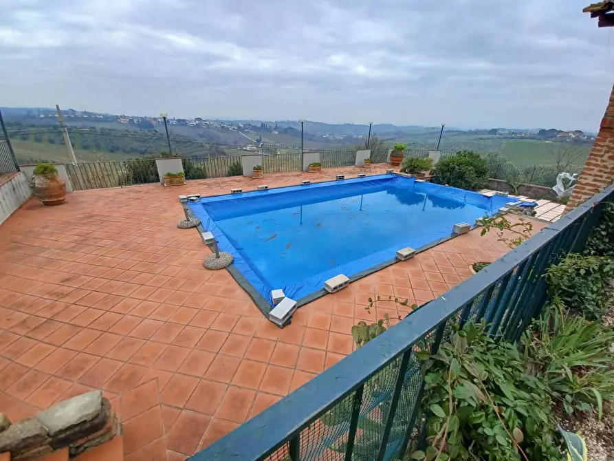 Immagine 12 di Casa colonica in vendita  a Vinci