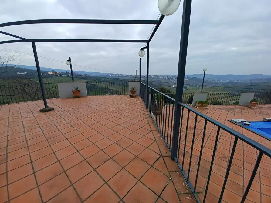 Immagine 15 di Casa colonica in vendita  a Vinci