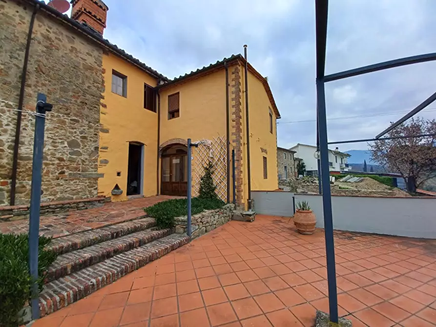 Immagine 16 di Casa colonica in vendita  a Vinci
