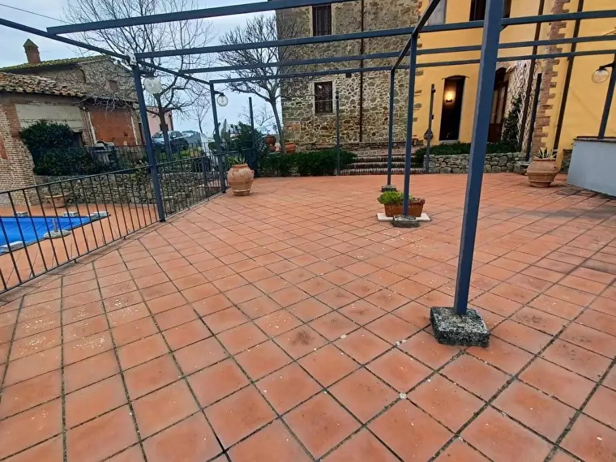 Immagine 19 di Casa colonica in vendita  a Vinci