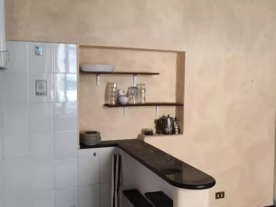 Immagine 14 di Appartamento in vendita  a Carrara