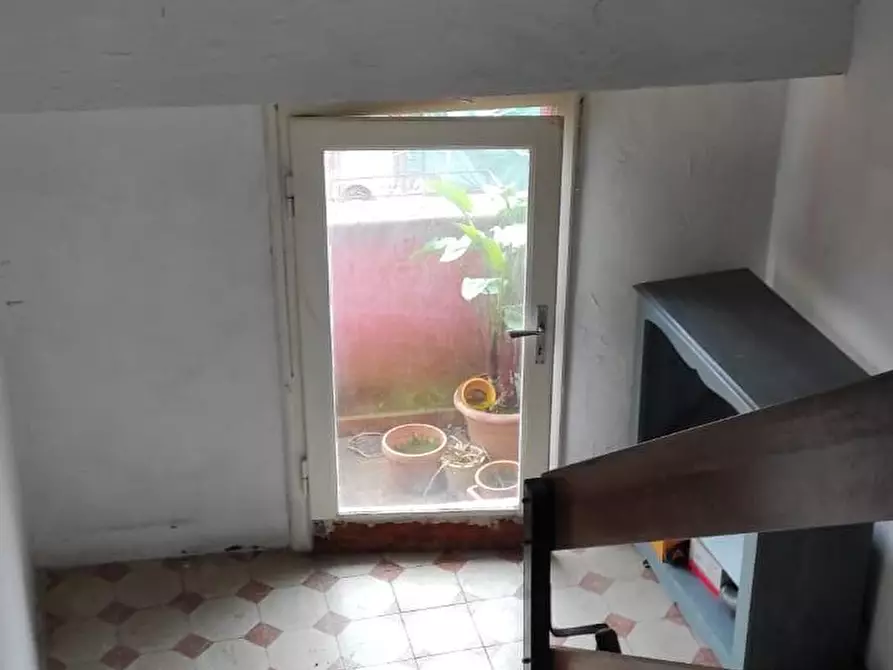 Immagine 4 di Appartamento in vendita  a Carrara