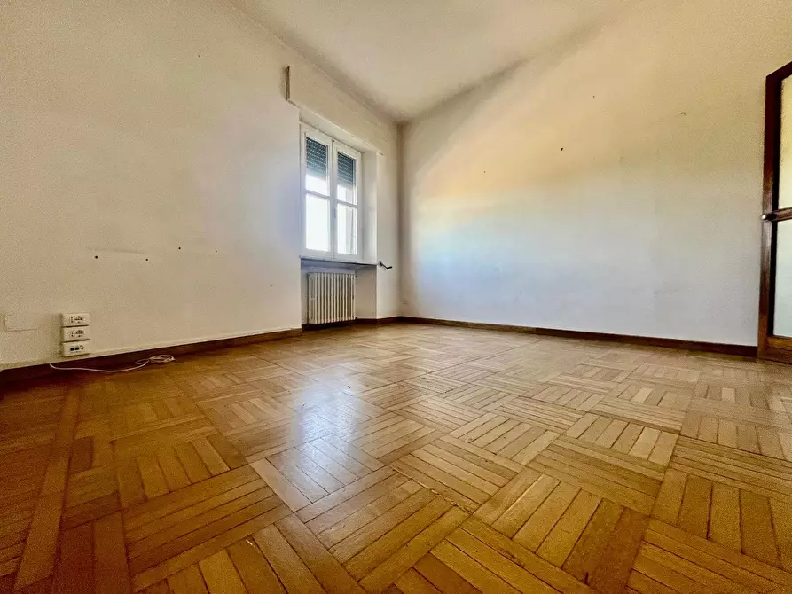 Immagine 7 di Ufficio in affitto  a Pontedera