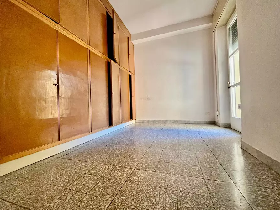 Immagine 14 di Ufficio in affitto  a Pontedera