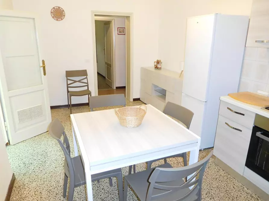 Immagine 8 di Appartamento in affitto  a Pisa