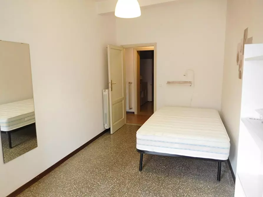 Immagine 5 di Appartamento in affitto  a Pisa