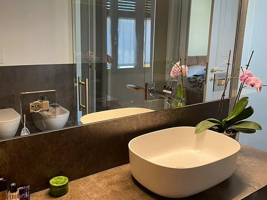 Immagine 9 di Appartamento in vendita  a Pisa