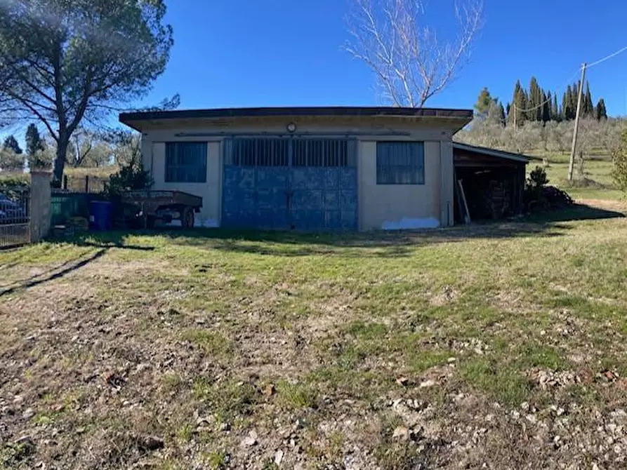 Immagine 40 di Villa in vendita  a Vinci