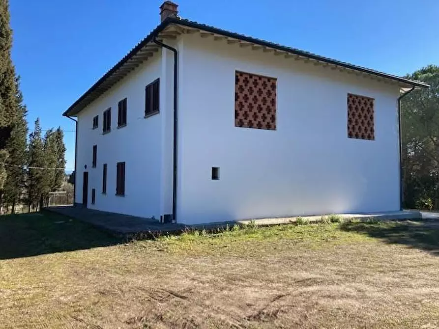 Immagine 33 di Villa in vendita  a Vinci