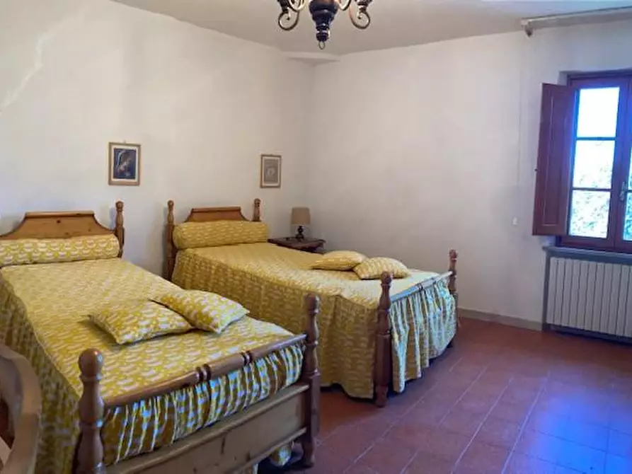 Immagine 32 di Villa in vendita  a Vinci