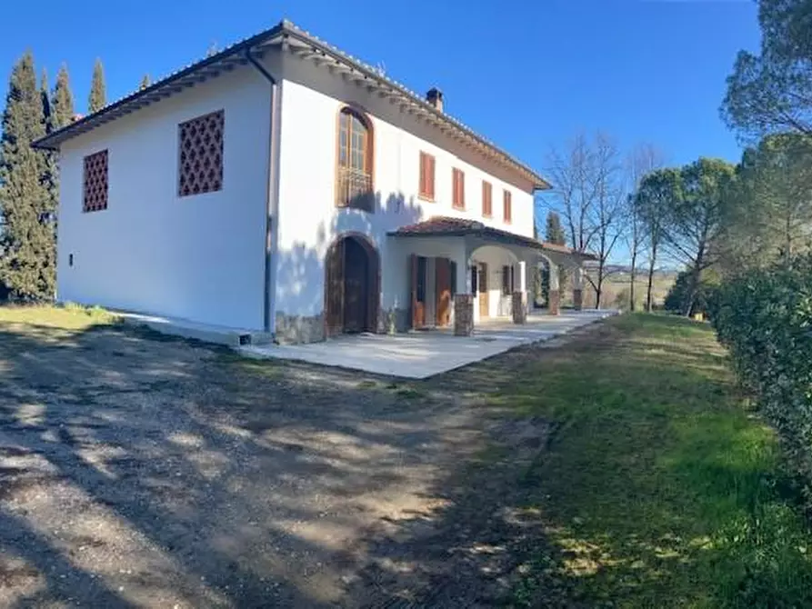 Immagine 3 di Villa in vendita  a Vinci