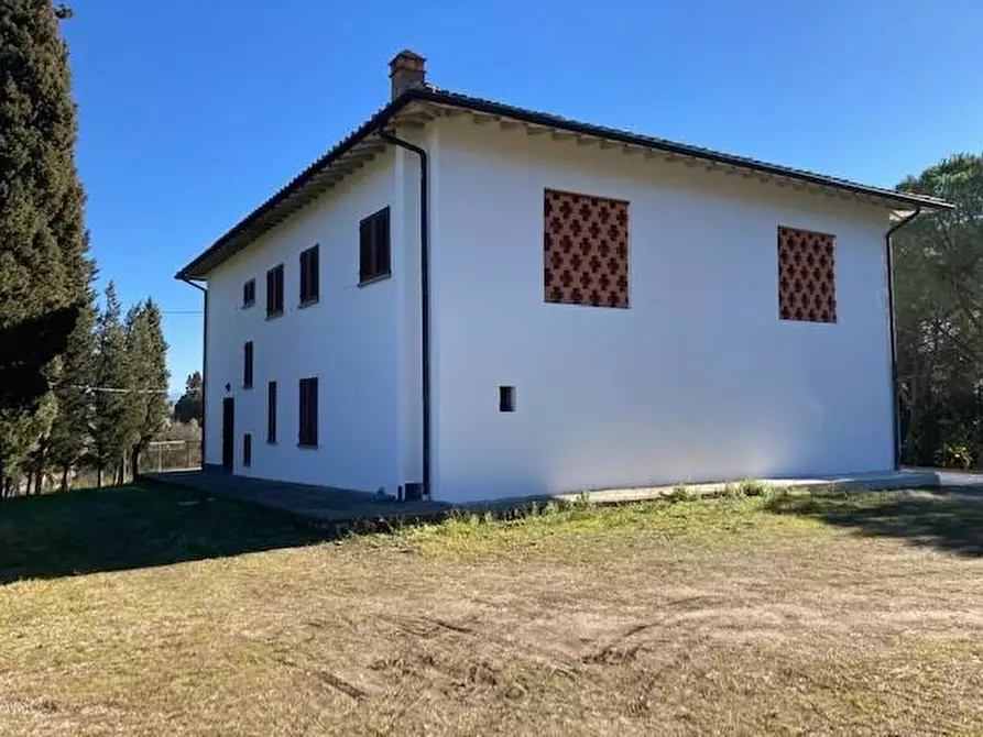 Immagine 36 di Villa in vendita  a Vinci