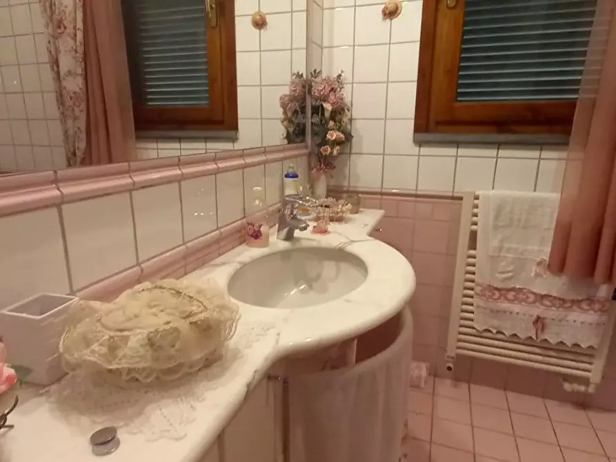 Immagine 14 di Villetta a schiera in vendita  a Castelfiorentino