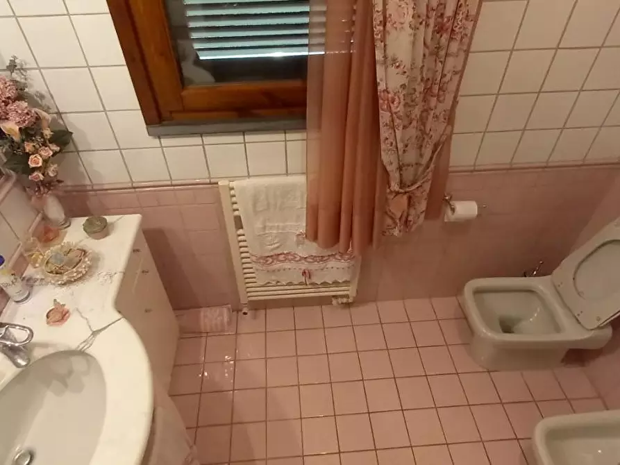 Immagine 13 di Villetta a schiera in vendita  a Castelfiorentino