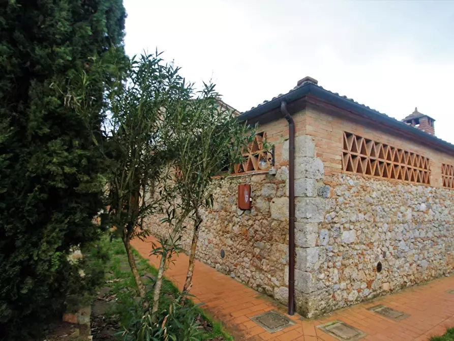 Immagine 24 di Porzione di casa in vendita  a Monteriggioni