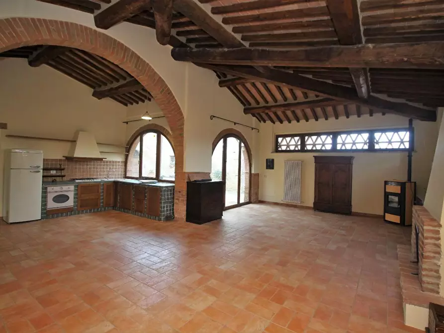 Immagine 5 di Porzione di casa in vendita  a Monteriggioni