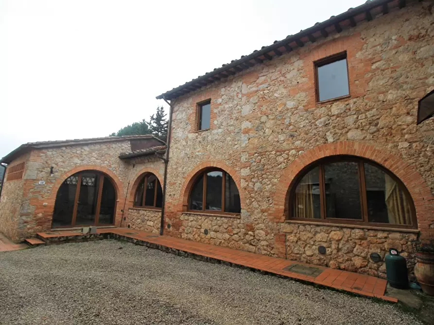 Immagine 22 di Porzione di casa in vendita  a Monteriggioni