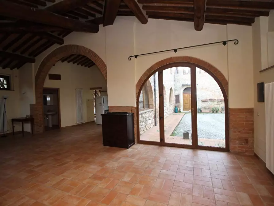 Immagine 6 di Porzione di casa in vendita  a Monteriggioni