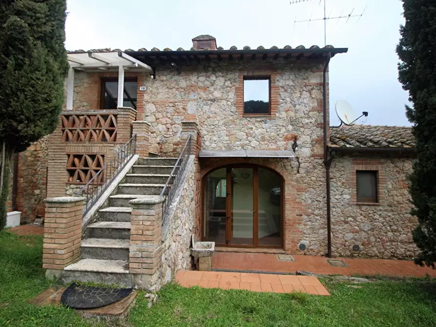 Immagine 33 di Porzione di casa in vendita  a Monteriggioni