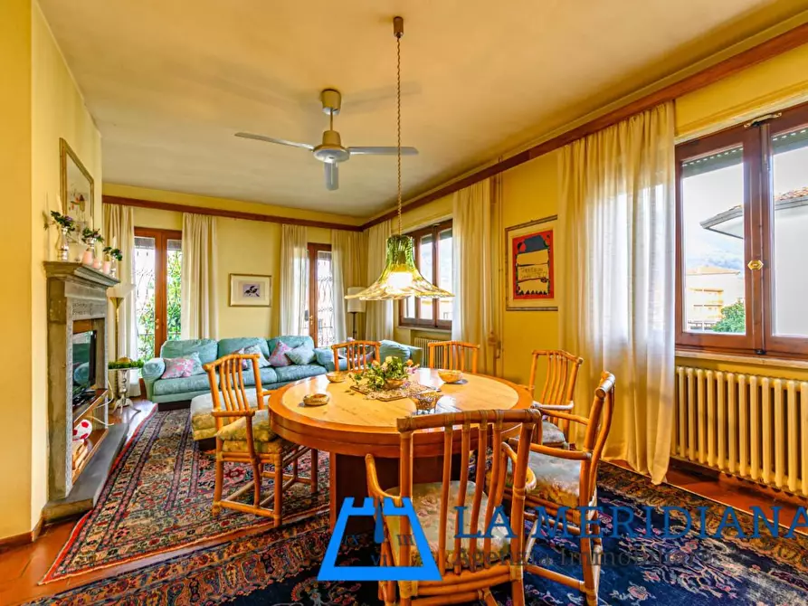 Immagine 3 di Villa in vendita  a Monsummano Terme