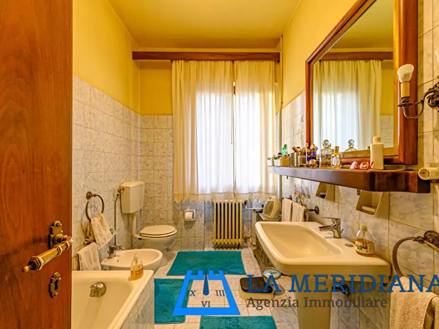 Immagine 34 di Villa in vendita  a Monsummano Terme