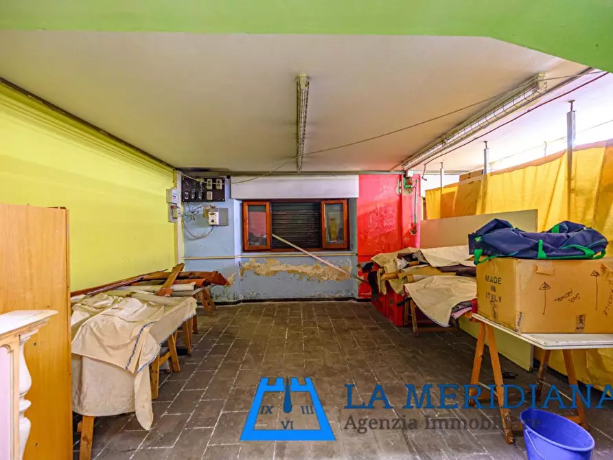 Immagine 46 di Villa in vendita  a Monsummano Terme