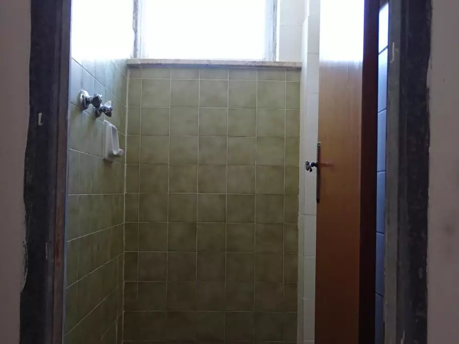 Immagine 9 di Attività artigianale in affitto  a San Miniato