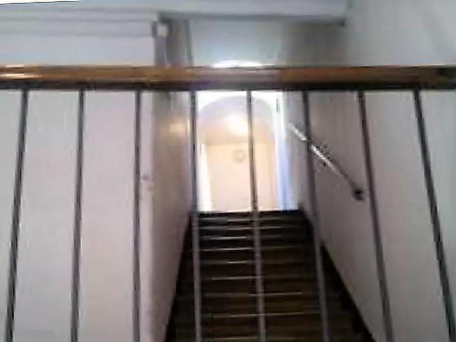 Immagine 2 di Appartamento in vendita  a Siena