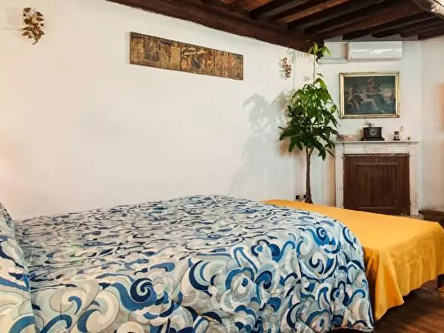 Immagine 32 di Immobile di prestigio in vendita  a Pisa