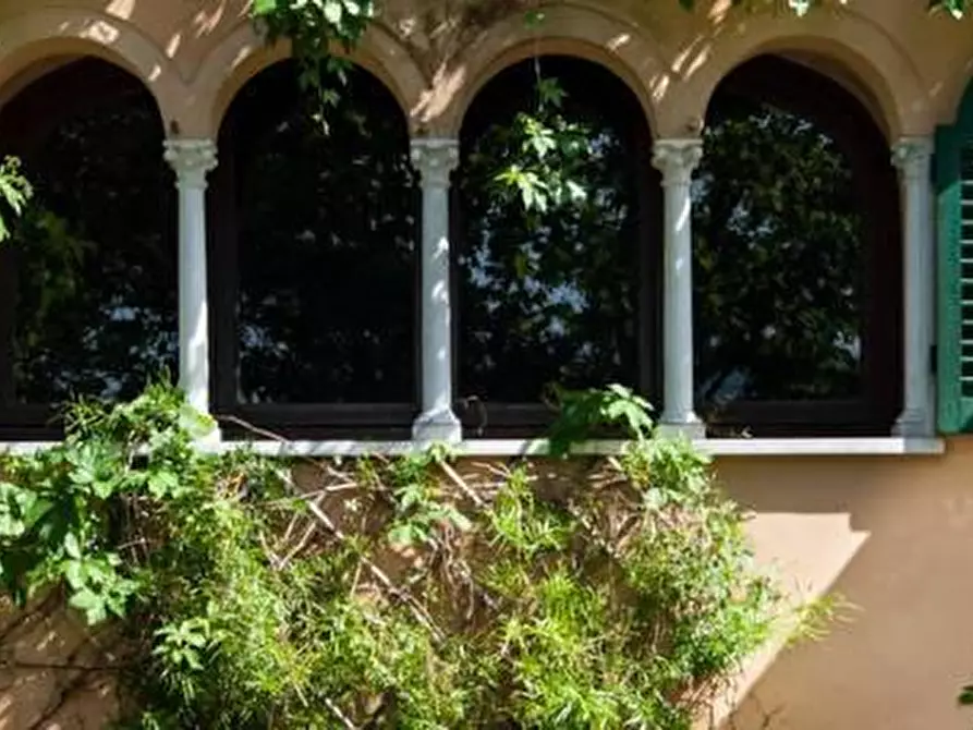 Immagine 47 di Immobile di prestigio in vendita  a Pisa