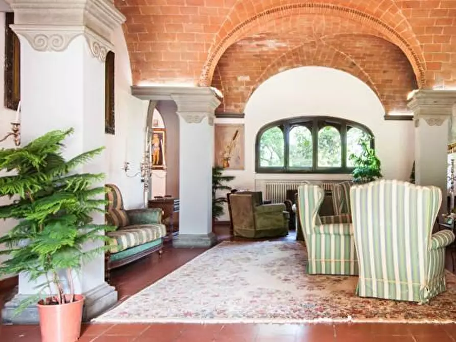 Immagine 12 di Immobile di prestigio in vendita  a Pisa