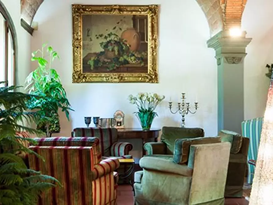 Immagine 10 di Immobile di prestigio in vendita  a Pisa