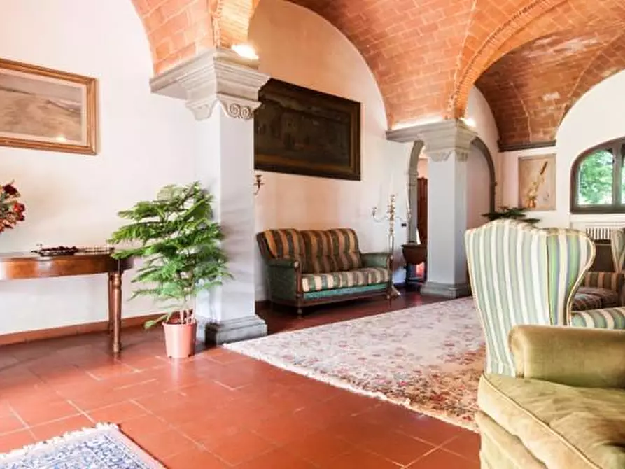 Immagine 13 di Immobile di prestigio in vendita  a Pisa