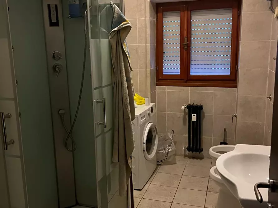 Immagine 8 di Appartamento in vendita  a Carrara