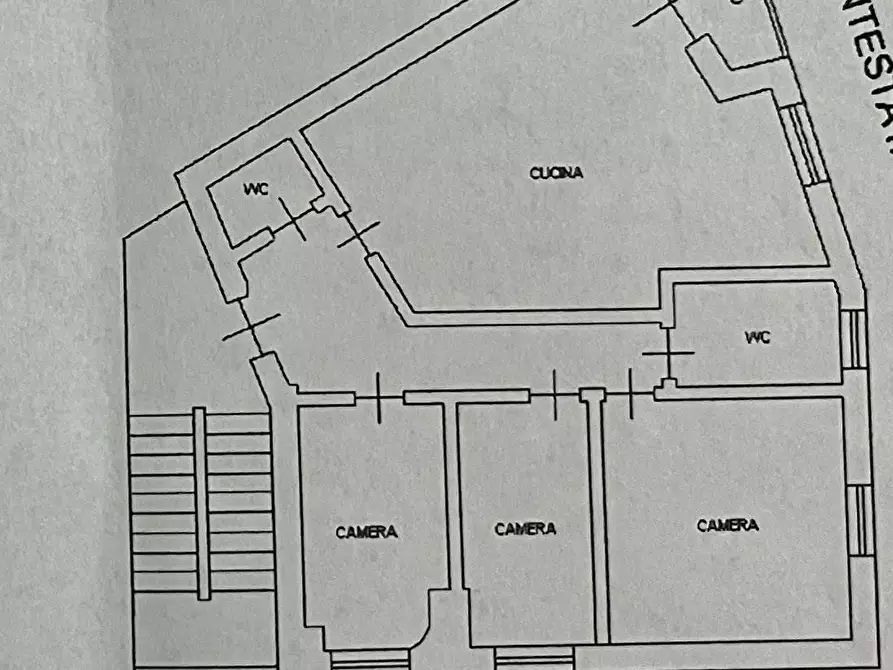Immagine 10 di Appartamento in vendita  a Carrara