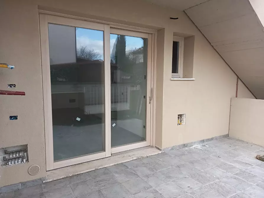 Immagine 2 di Appartamento in vendita  a Pontedera