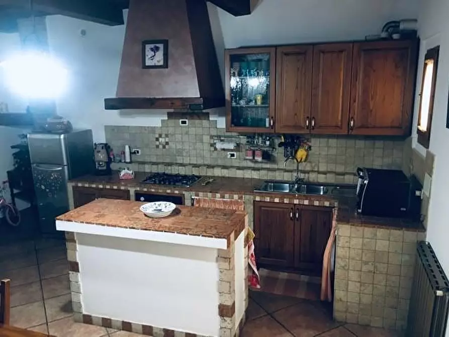 Immagine 2 di Terratetto in vendita  a Cascina