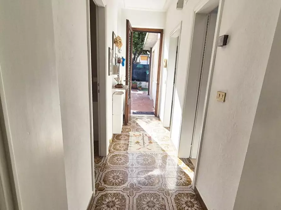 Immagine 59 di Casa semindipendente in vendita  a Viareggio