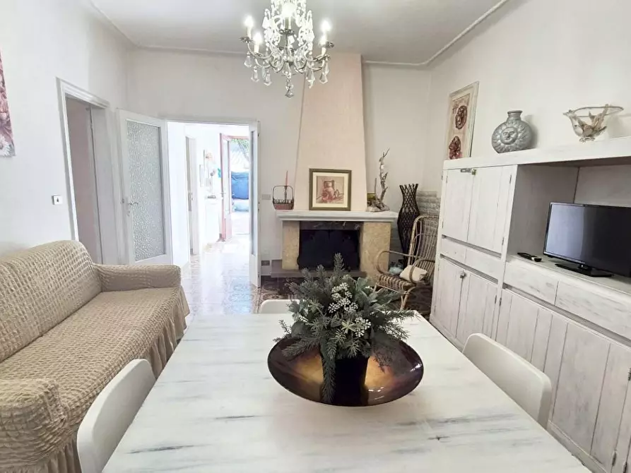 Immagine 48 di Casa semindipendente in vendita  a Viareggio