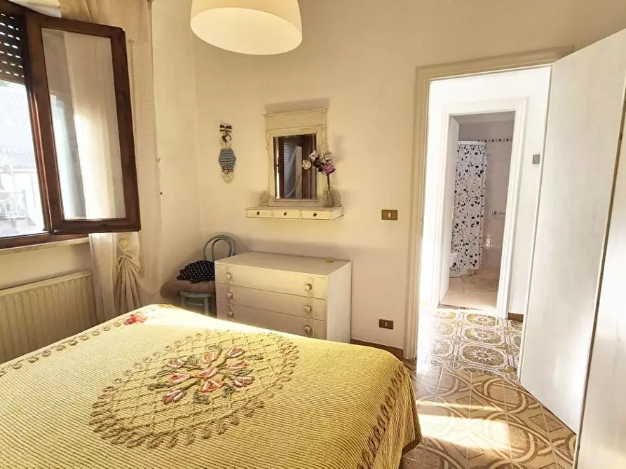 Immagine 31 di Casa semindipendente in vendita  a Viareggio