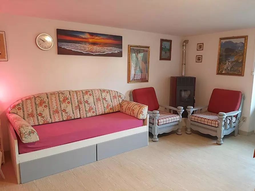 Immagine 3 di Loft/Open space in affitto  a Camaiore