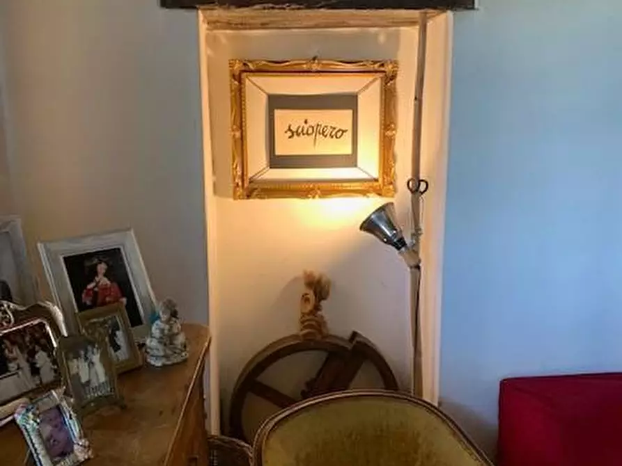 Immagine 25 di Casa colonica in vendita  a Massa E Cozzile