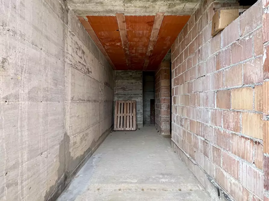 Immagine 5 di Casa indipendente in vendita  a Lucca