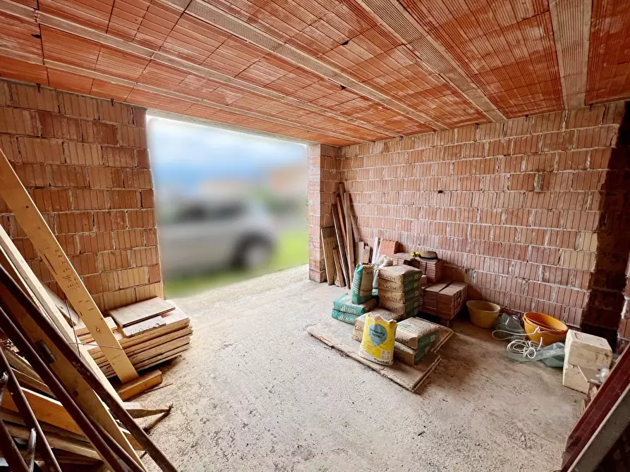 Immagine 3 di Casa indipendente in vendita  a Lucca