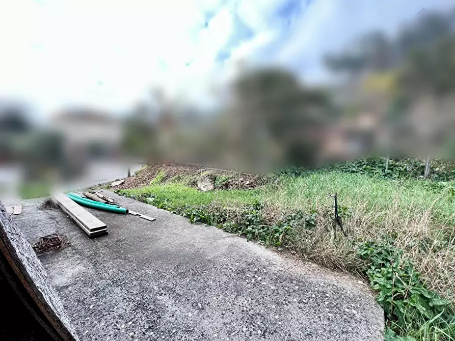 Immagine 10 di Casa indipendente in vendita  a Lucca