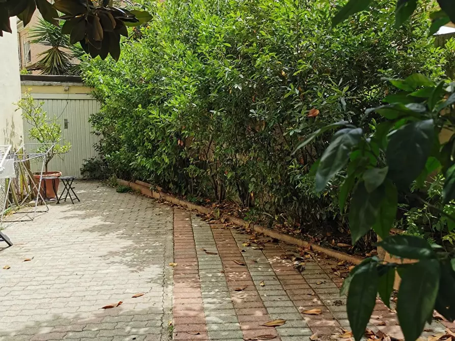 Immagine 3 di Casa bifamiliare in vendita  a Grosseto