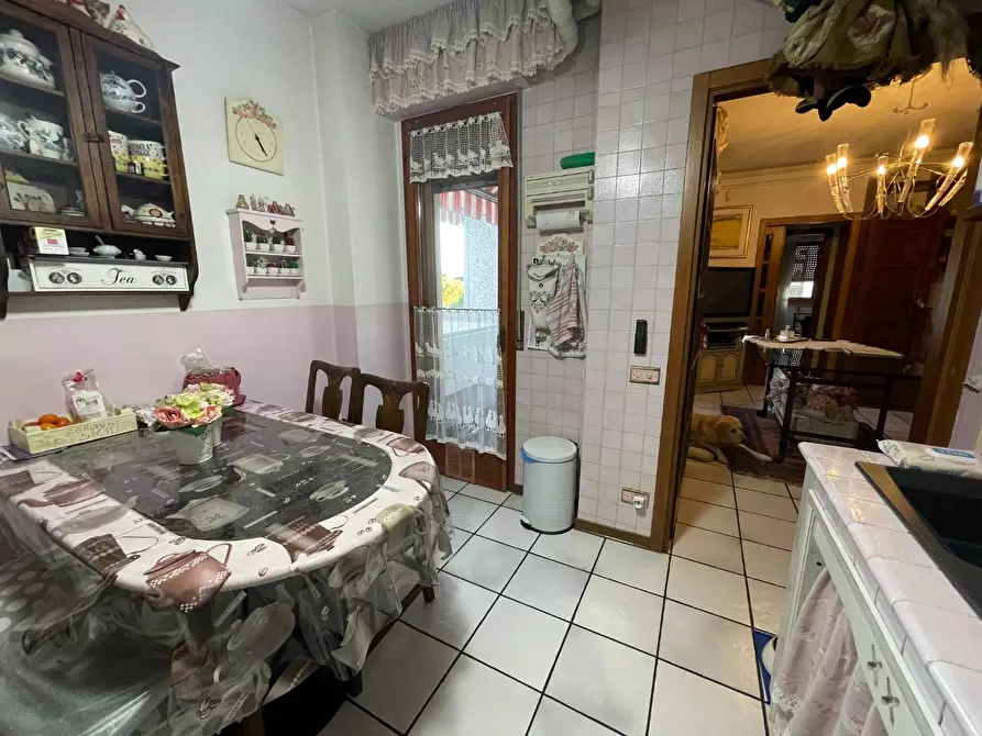 Immagine 3 di Appartamento in vendita  a Poggibonsi