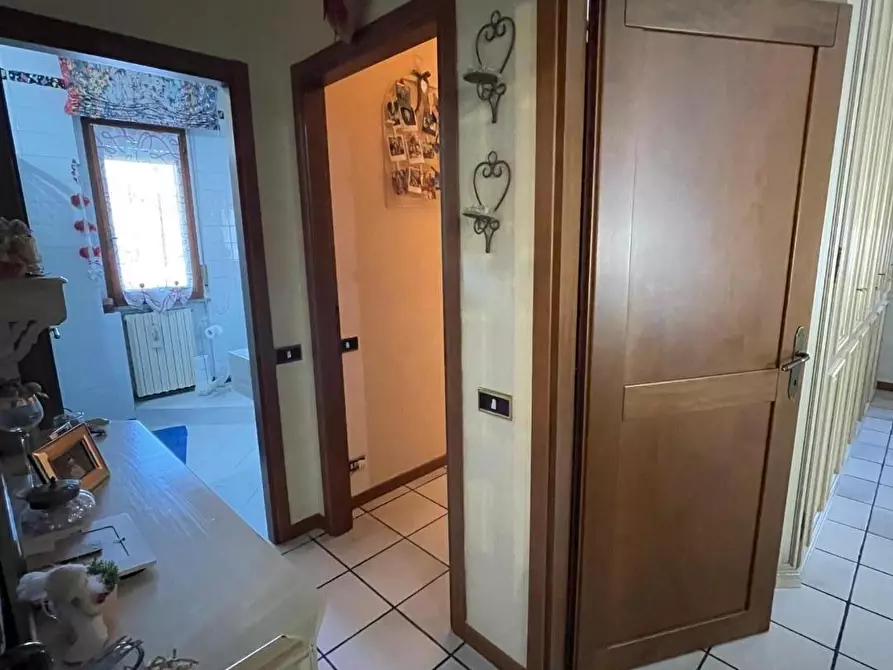 Immagine 6 di Appartamento in vendita  a Poggibonsi